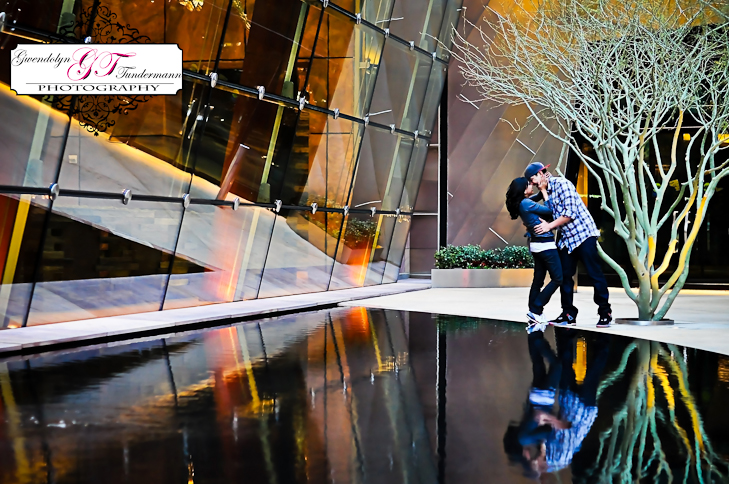 Las-Vegas-Engagement-Photos-04.jpg