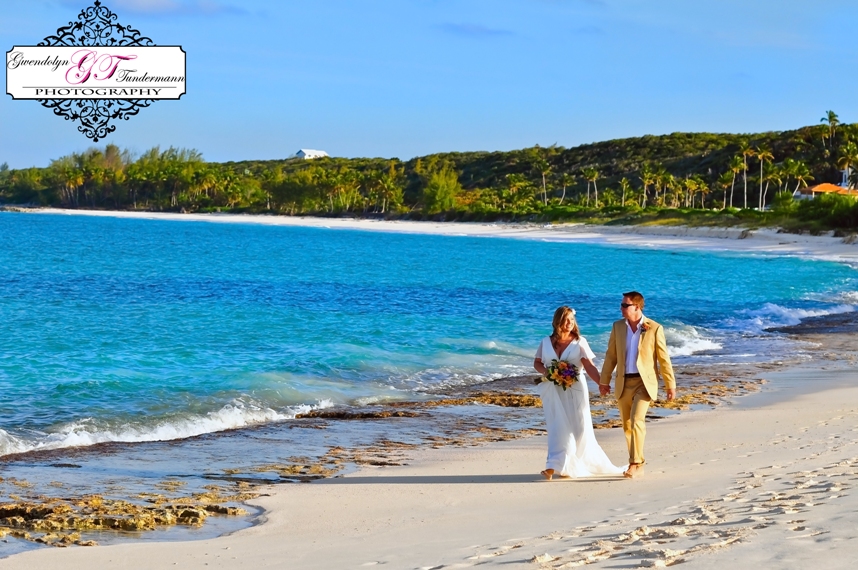 Eleuthera-Bahamas-destination-wedding-photos-18.jpg