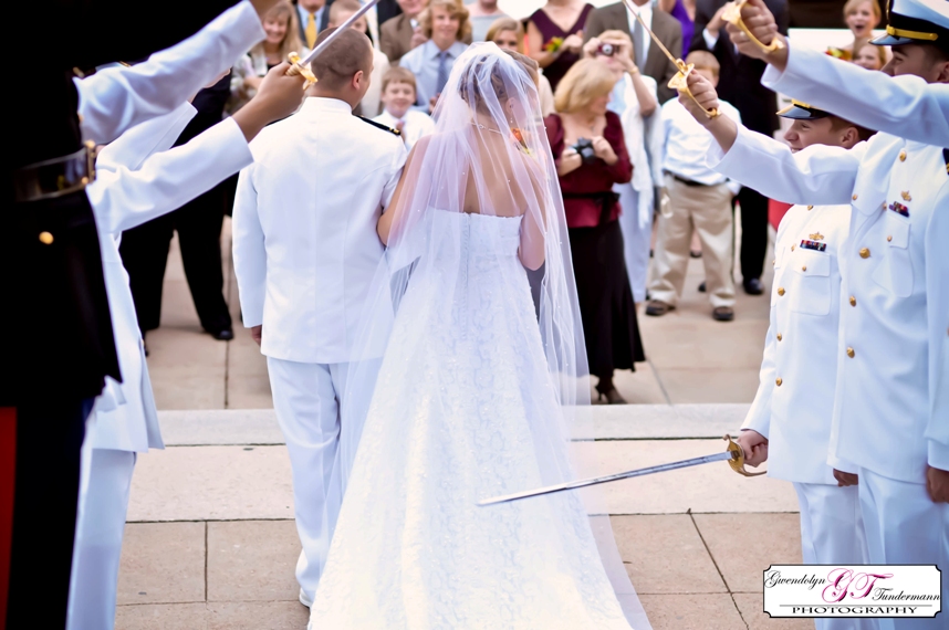 Naval-Academy-Annapolis-Wedding-Photos-18.jpg