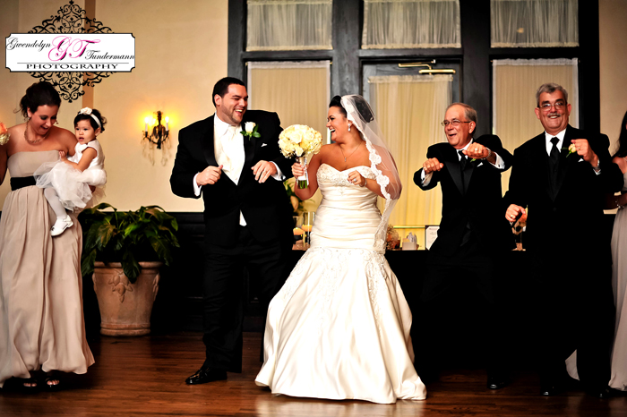 Maggianos-Wedding-Photos-Jacksonville-39.jpg