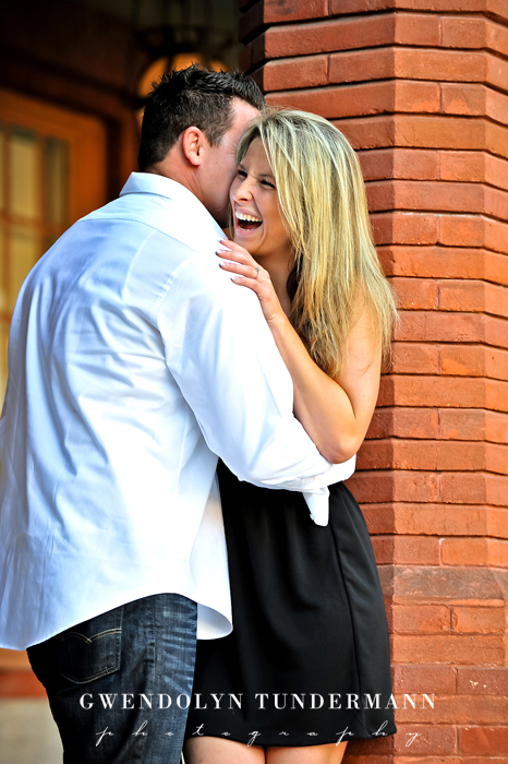 Downtown-St-Augustine-Engagement-Photos-06.jpg