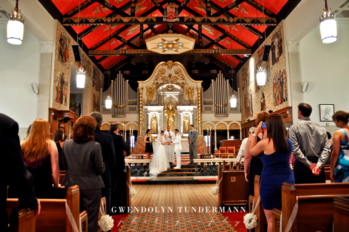 Cathedral-Basilica-Wedding-Photos-14.jpg