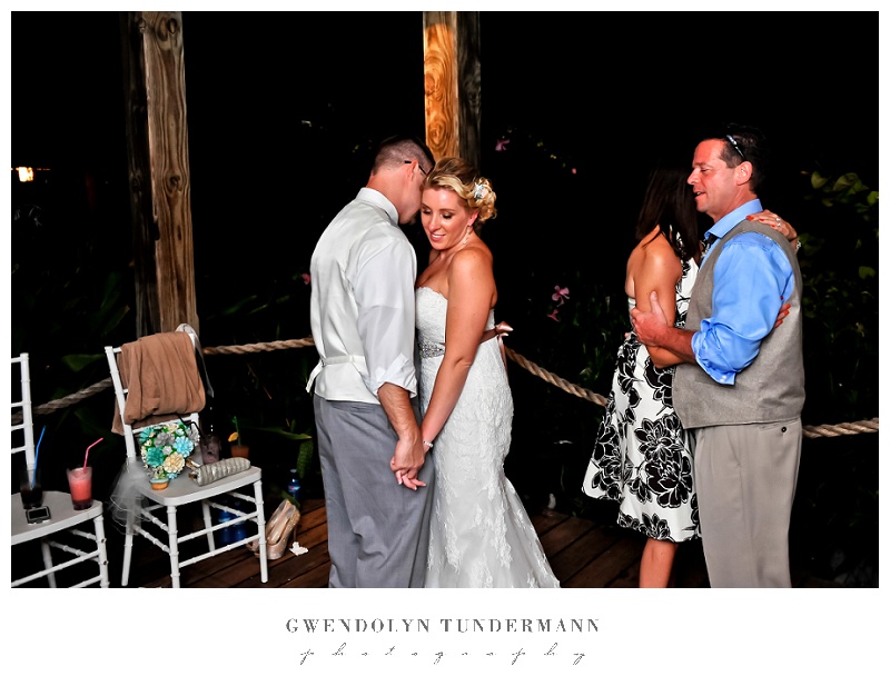 Beaches-Turks-Caicos-Wedding-Photos_49